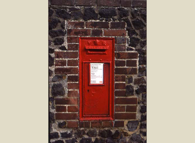 Victorian Letterbox in Alpha Road